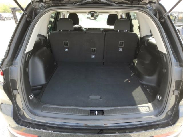 2023 Jeep Grand Cherokee Laredo AWD