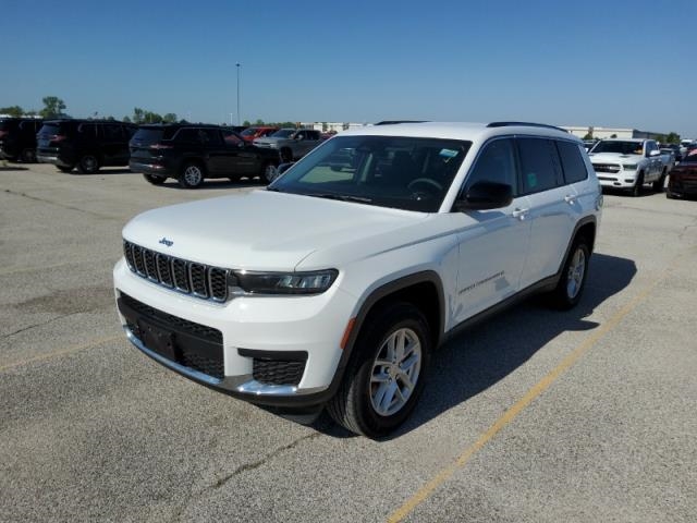 2023 Jeep Grand Cherokee L Laredo AWD