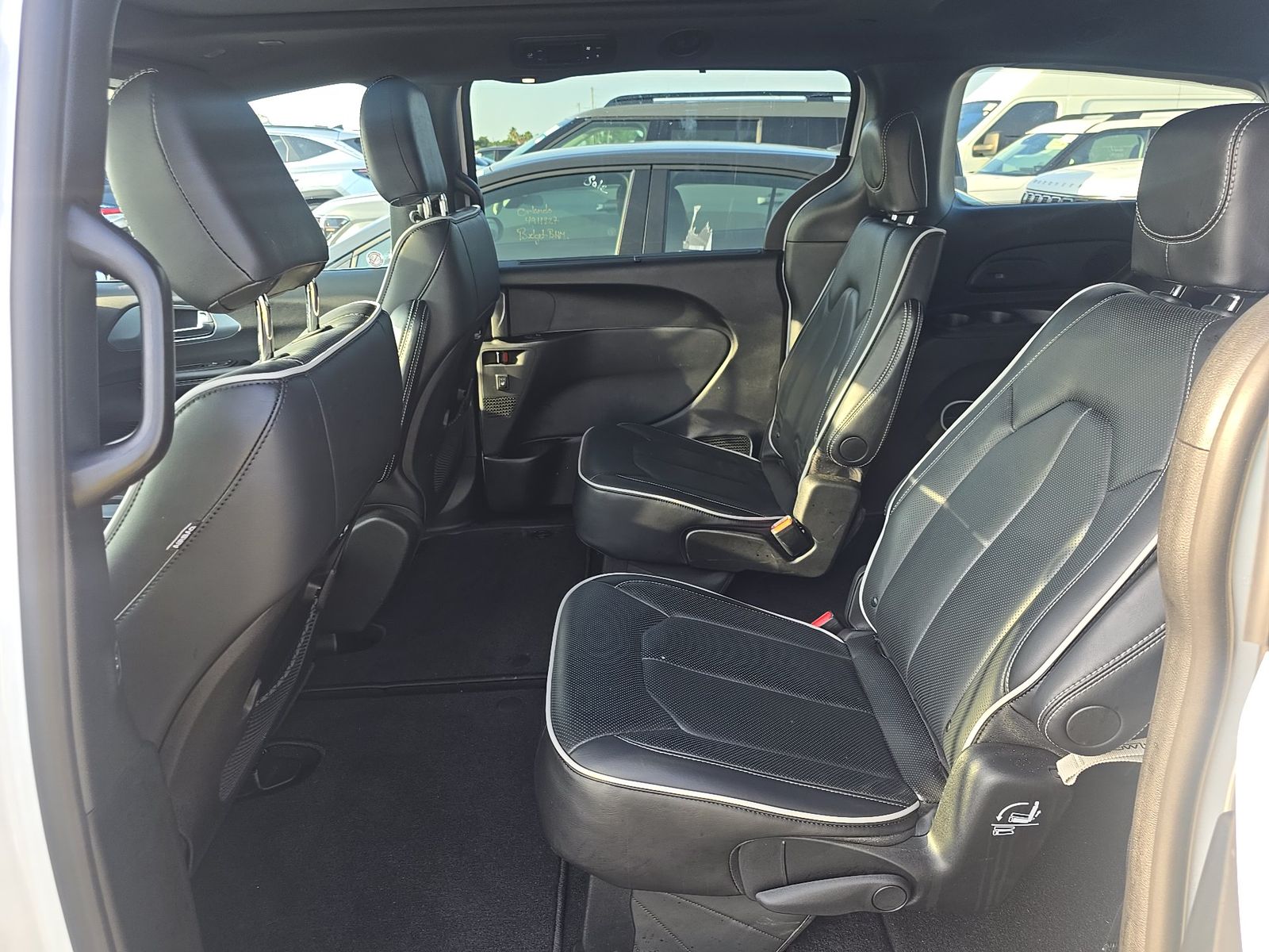 2026 Chrysler Pacifica Limited FWD