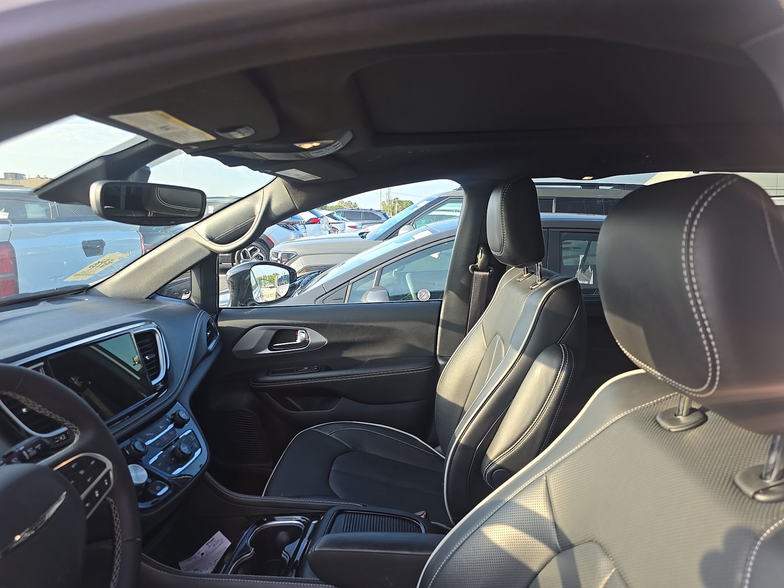 2026 Chrysler Pacifica Limited FWD