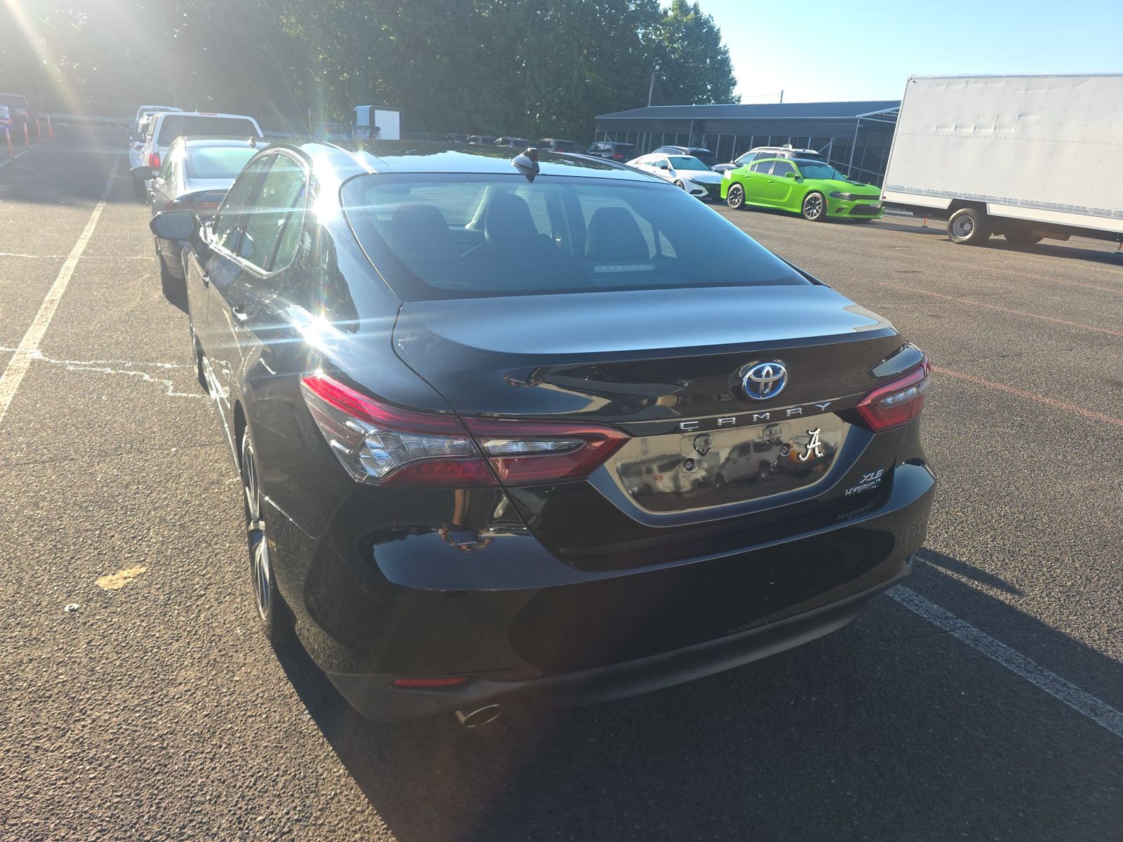 2022 Toyota Camry Hybrid XLE FWD