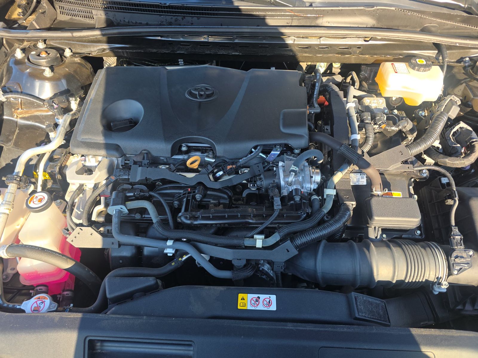 2022 Toyota Camry Hybrid XLE FWD
