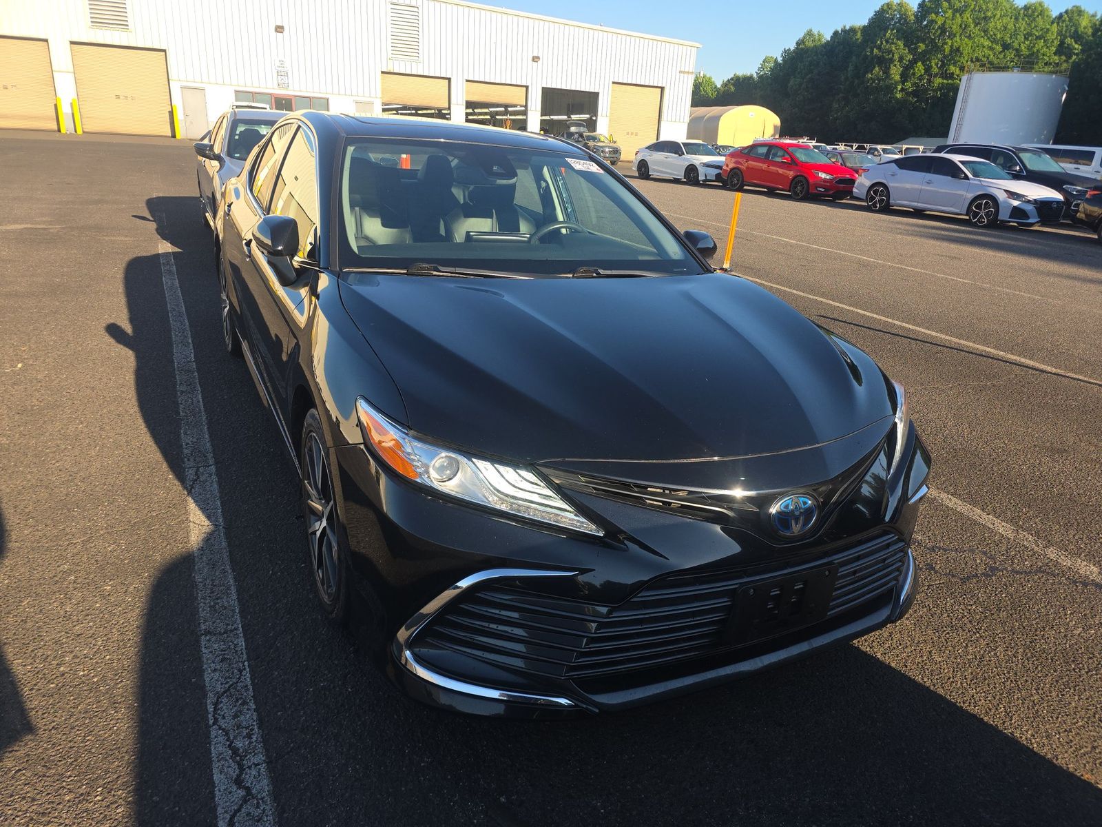 2022 Toyota Camry Hybrid XLE FWD