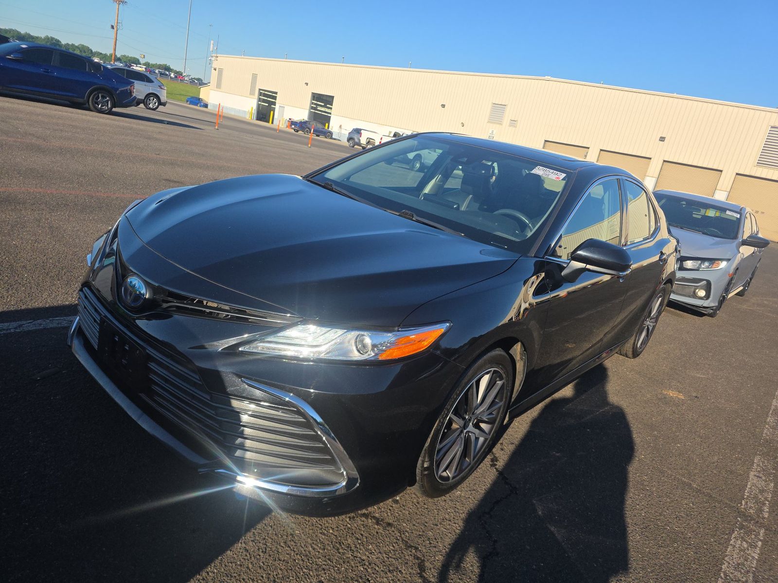 2022 Toyota Camry Hybrid XLE FWD