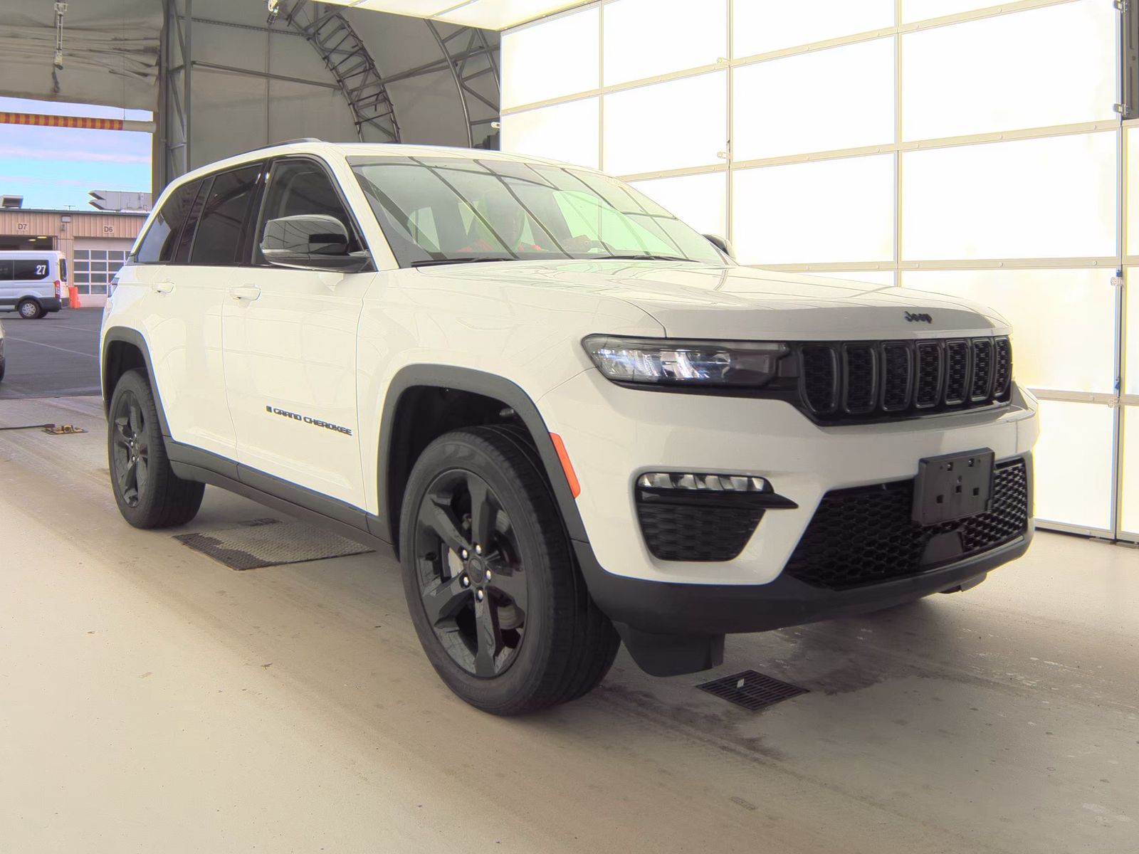 2023 Jeep Grand Cherokee Limited AWD