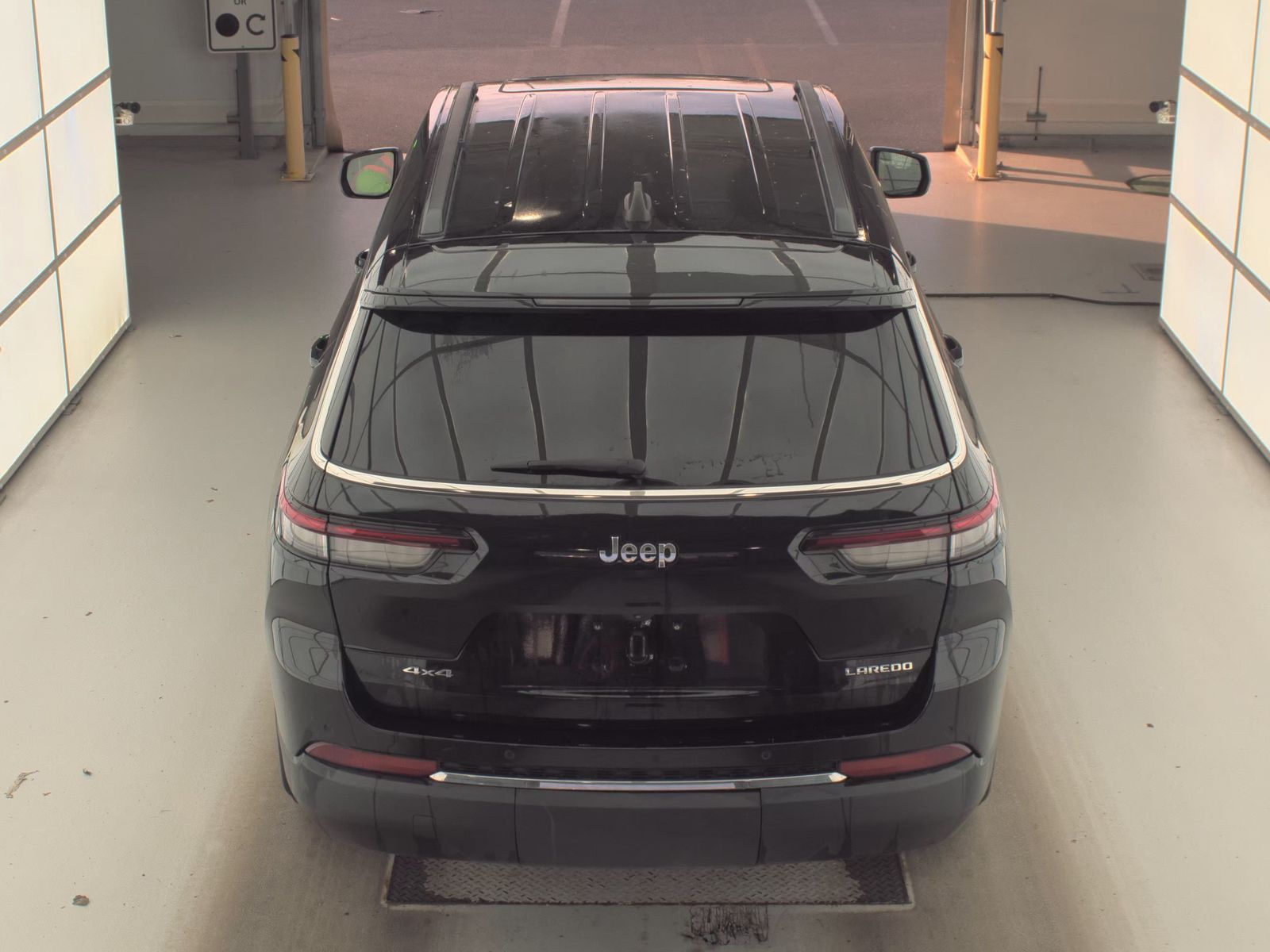 2023 Jeep Grand Cherokee L Laredo AWD
