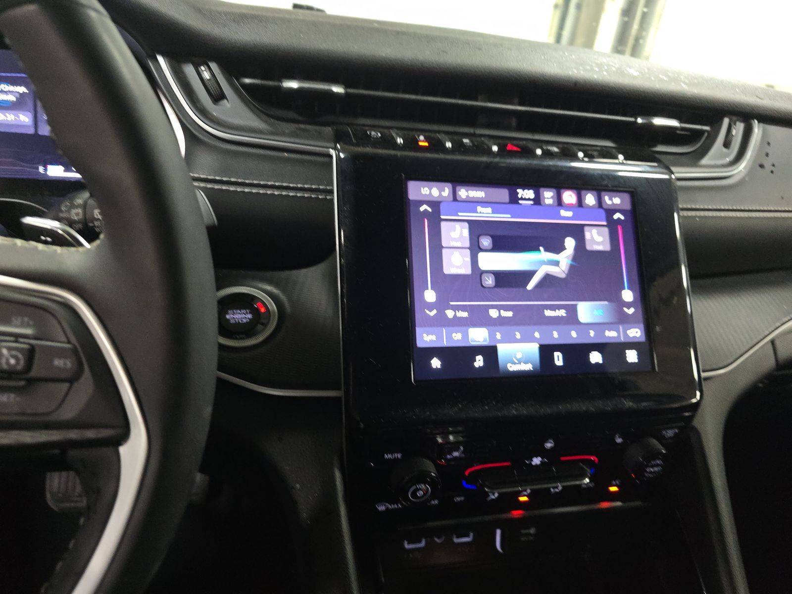 2023 Jeep Grand Cherokee L Laredo AWD