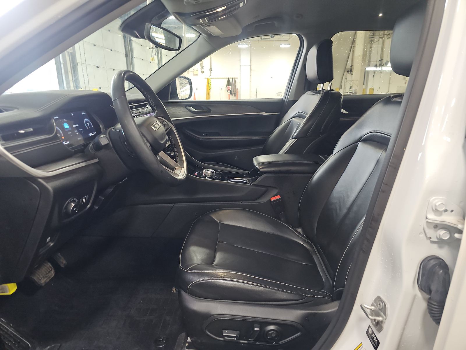 2023 Jeep Grand Cherokee L Limited AWD