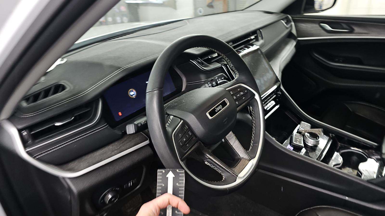 2023 Jeep Grand Cherokee L Limited AWD