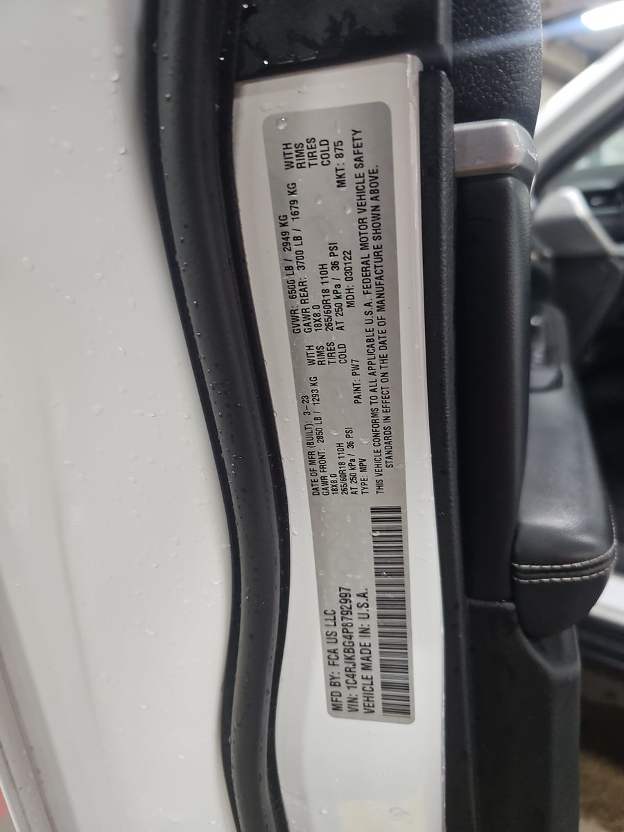 2023 Jeep Grand Cherokee L Limited AWD