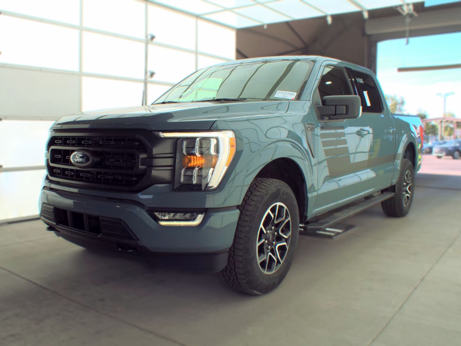 2023 Ford F-150 XLT AWD