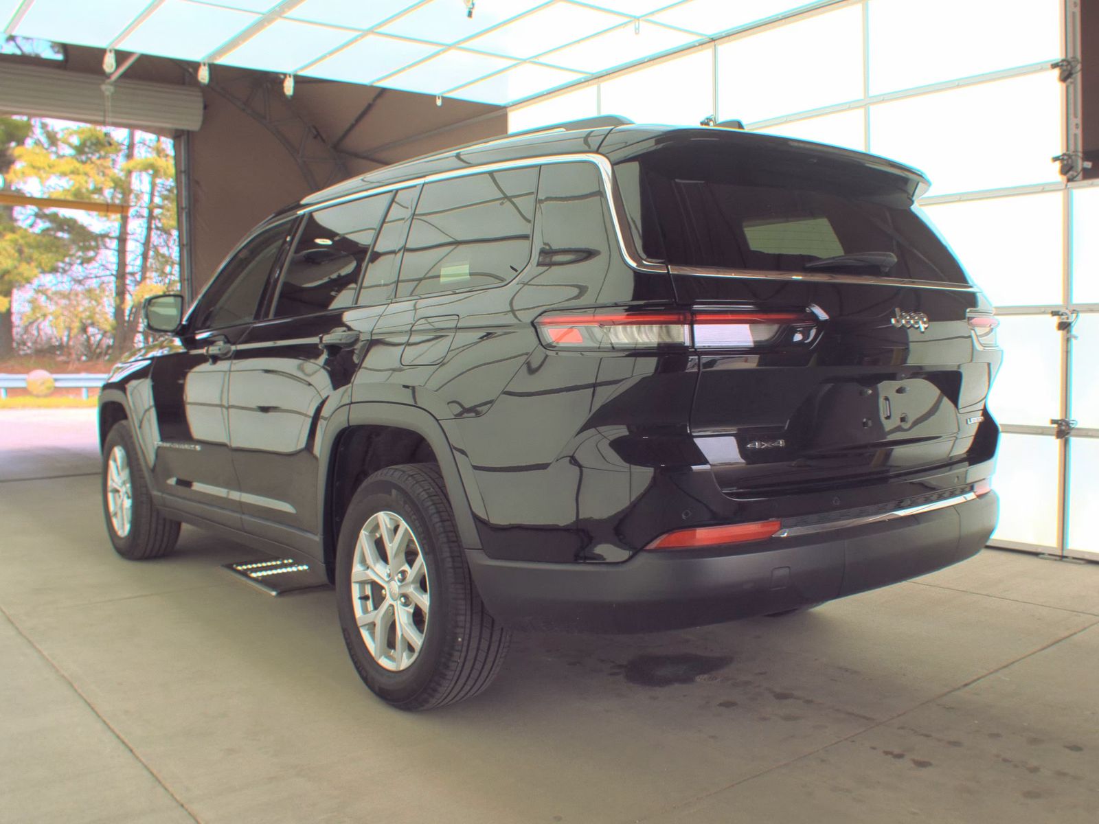 2023 Jeep Grand Cherokee L Limited AWD
