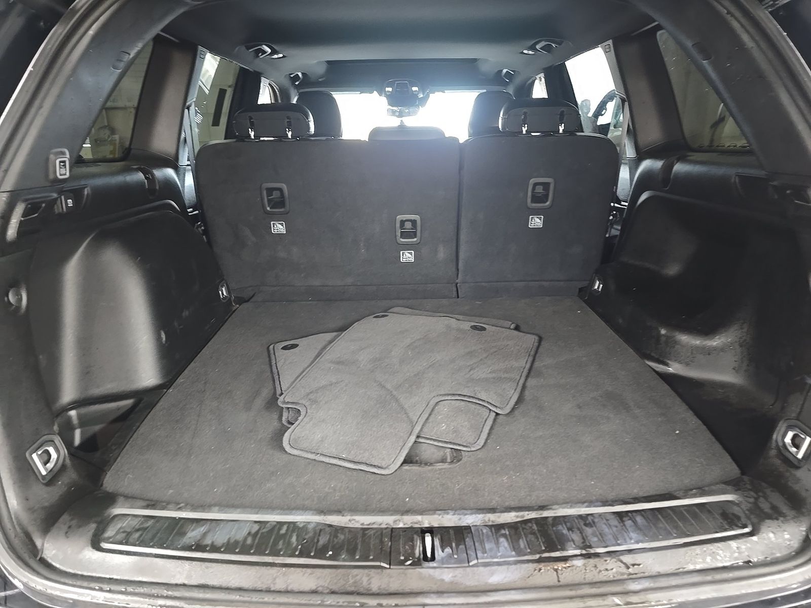 2023 Jeep Grand Cherokee Altitude AWD