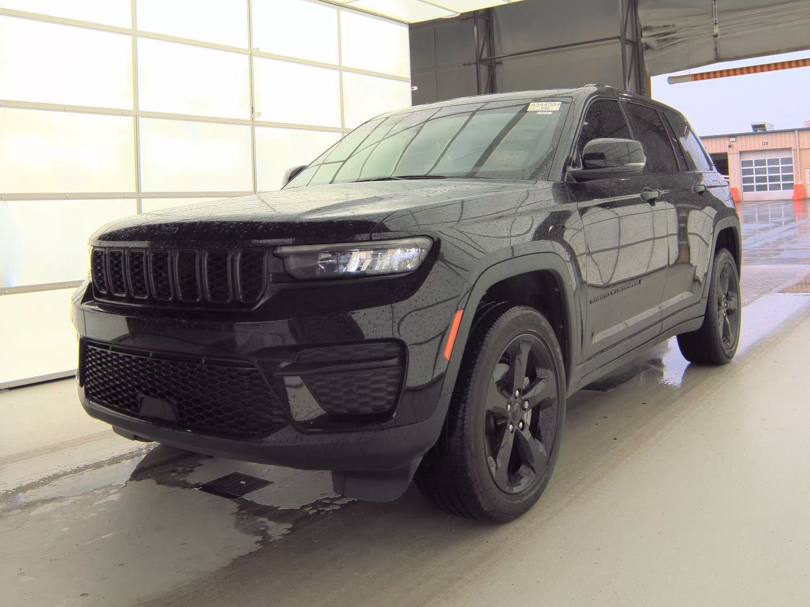 2023 Jeep Grand Cherokee Altitude AWD