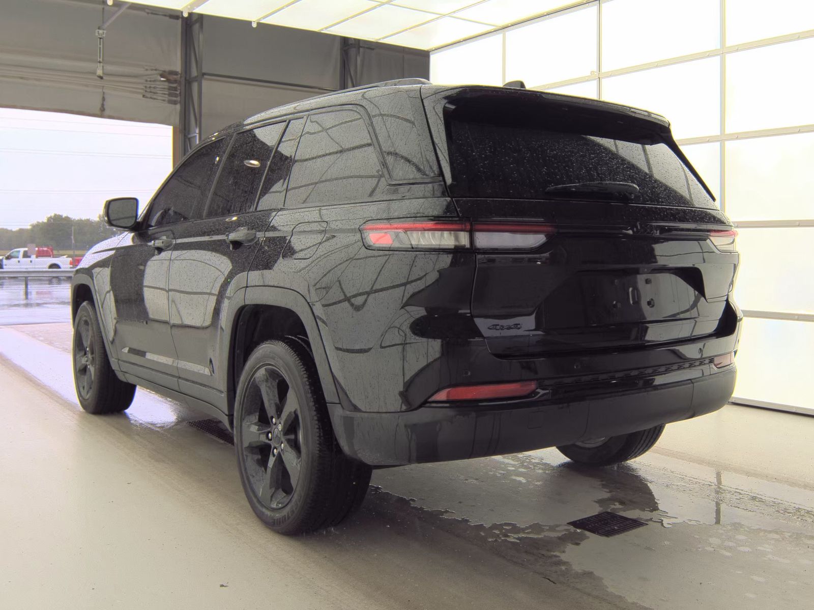 2023 Jeep Grand Cherokee Altitude AWD