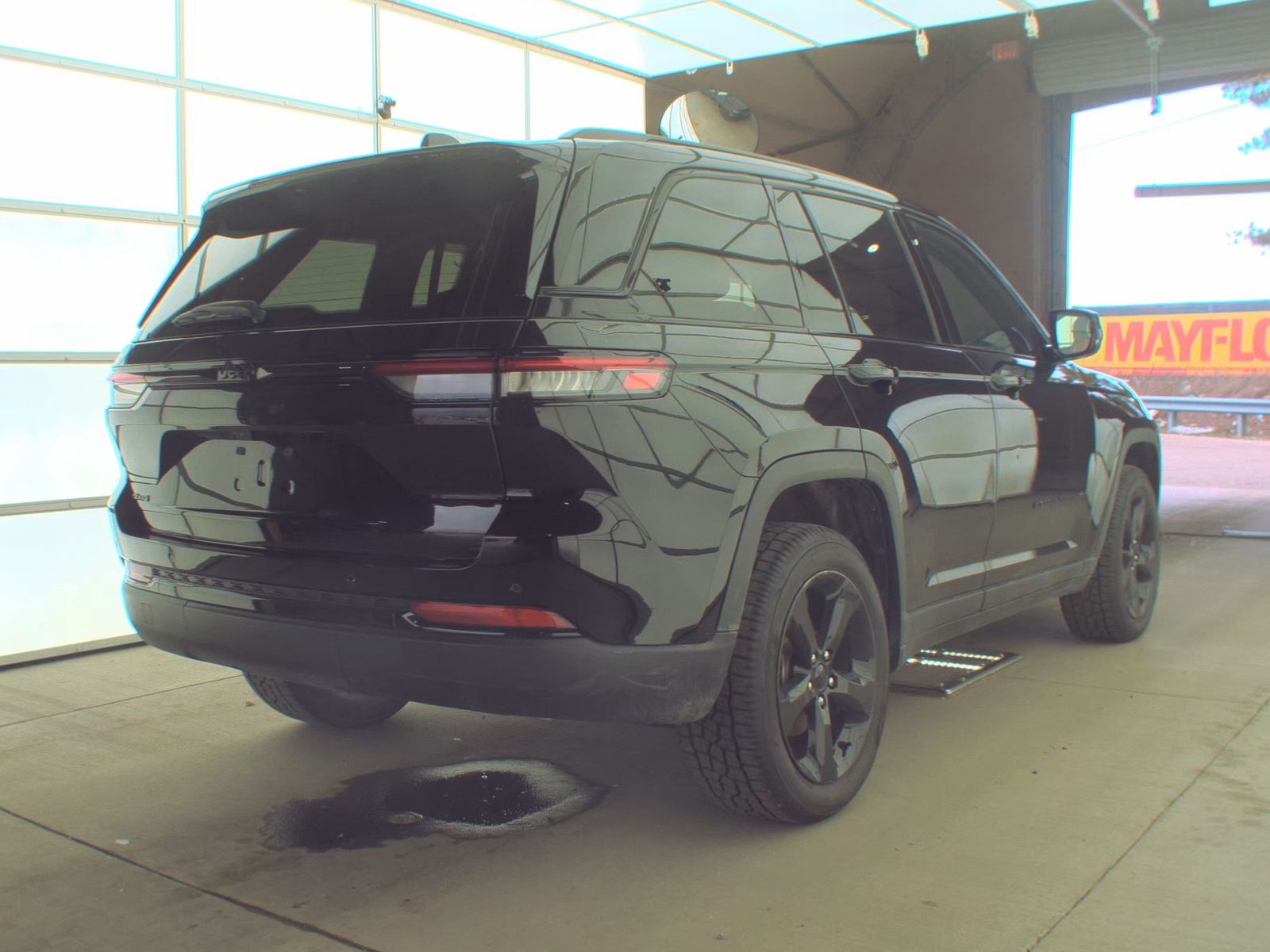 2023 Jeep Grand Cherokee Altitude AWD