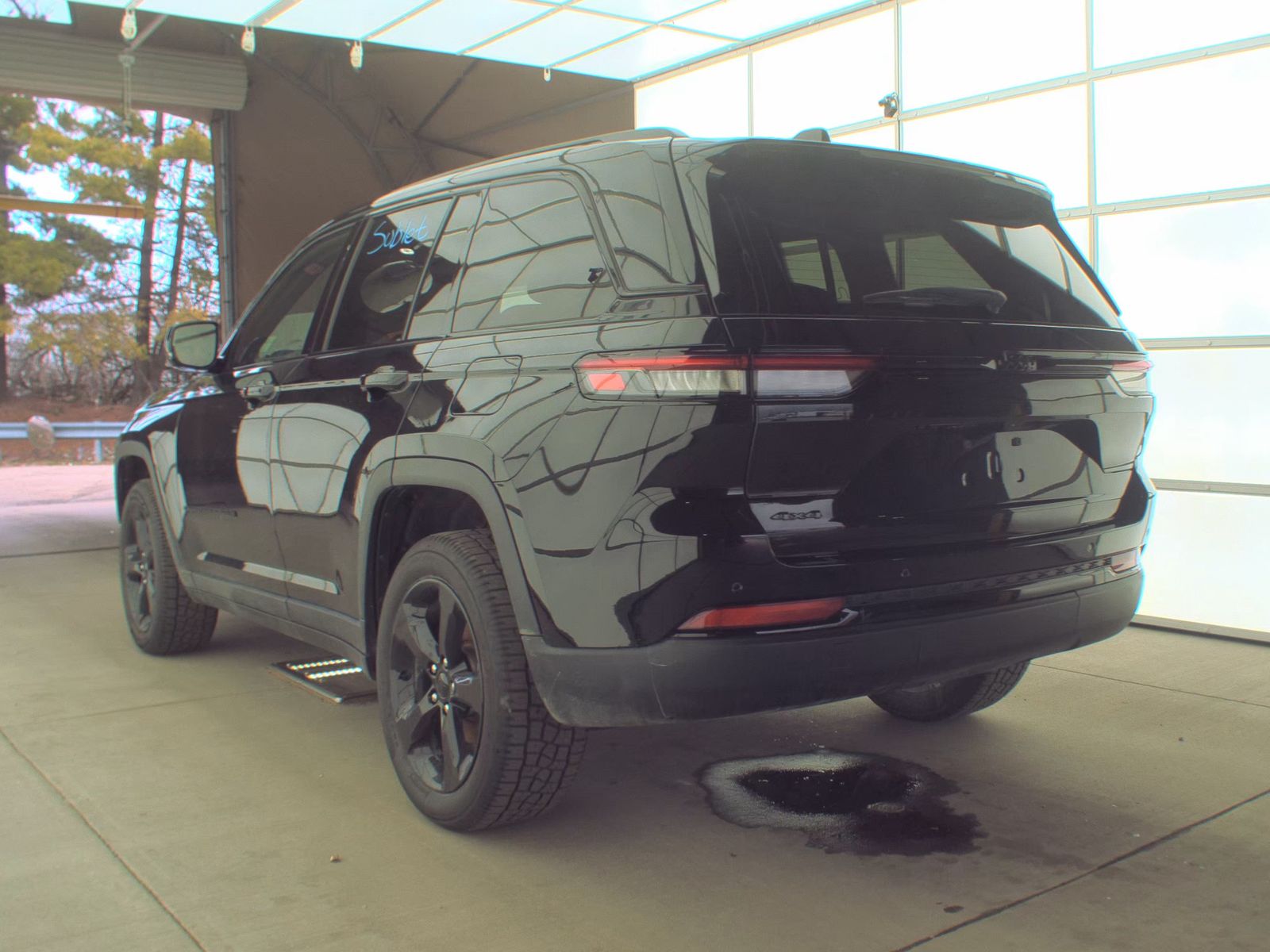 2023 Jeep Grand Cherokee Altitude AWD