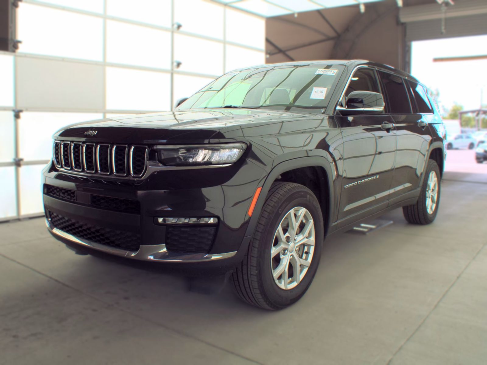 2023 Jeep Grand Cherokee L Limited AWD