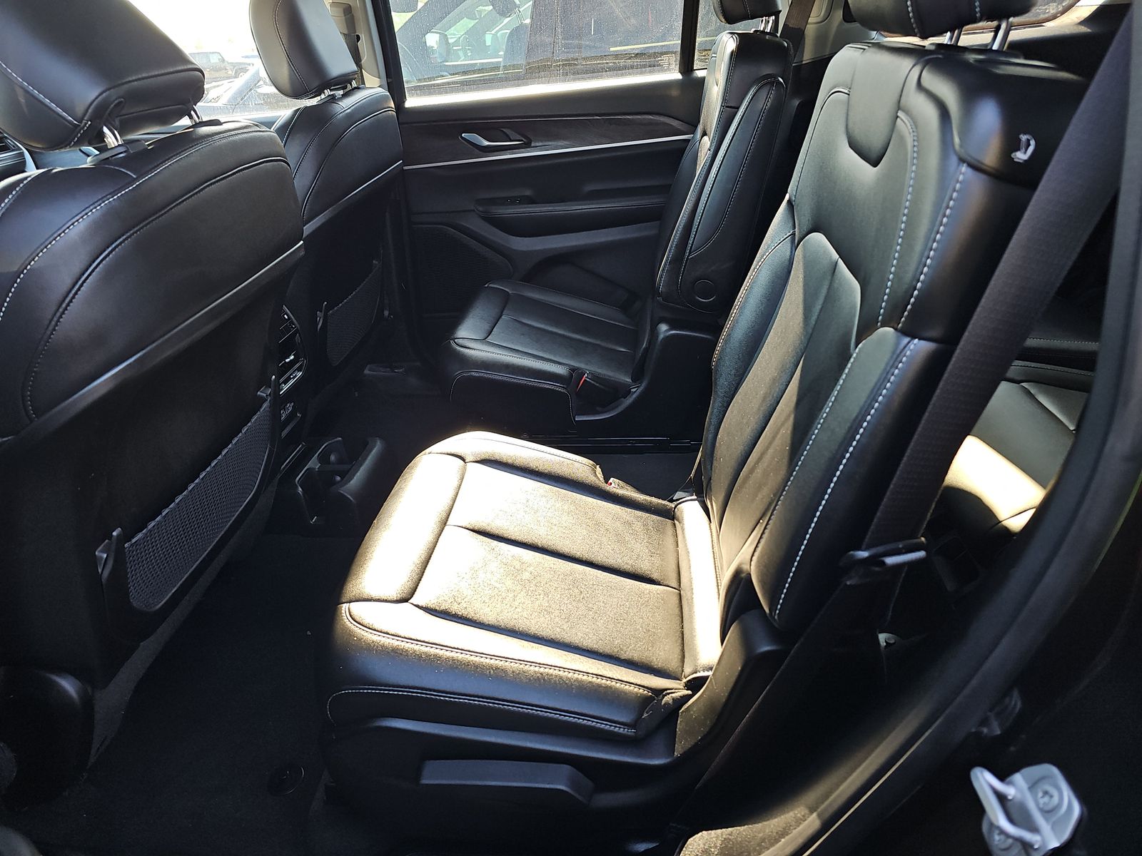 2023 Jeep Grand Cherokee L Limited AWD