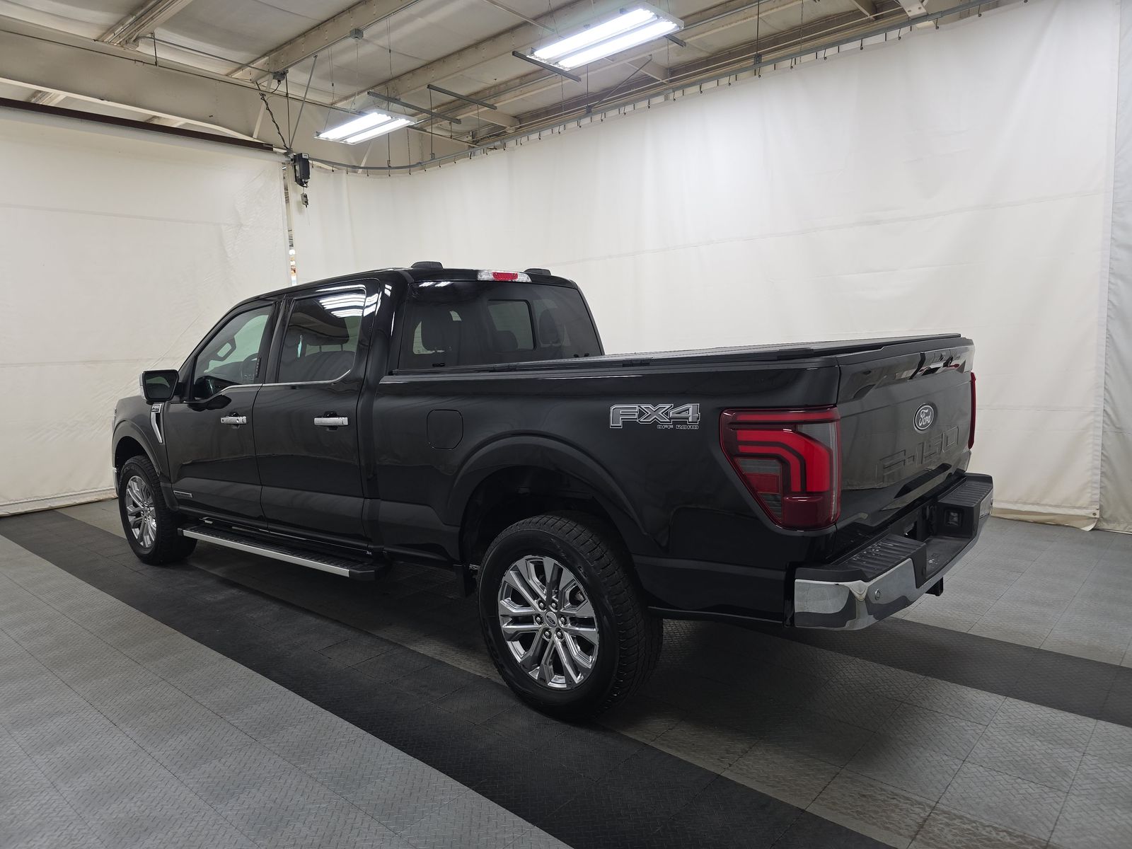 2024 Ford F-150 Hybrid Lariat AWD