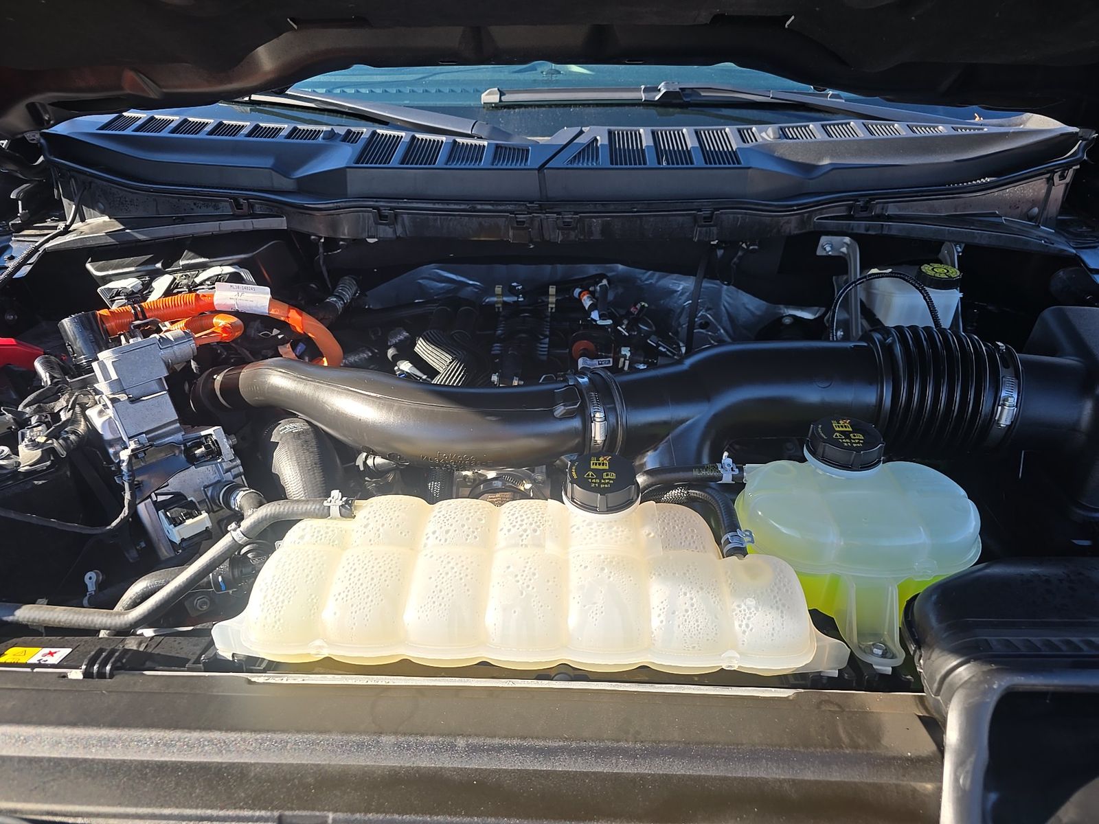 2024 Ford F-150 Hybrid XLT AWD