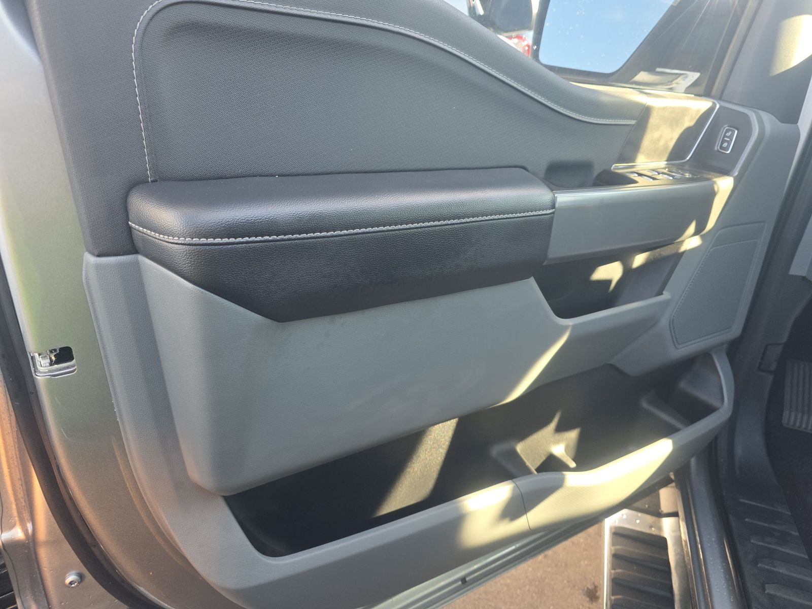 2024 Ford F-150 Hybrid XLT AWD