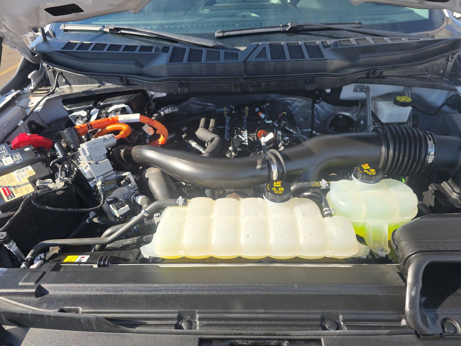 2024 Ford F-150 Hybrid XLT AWD