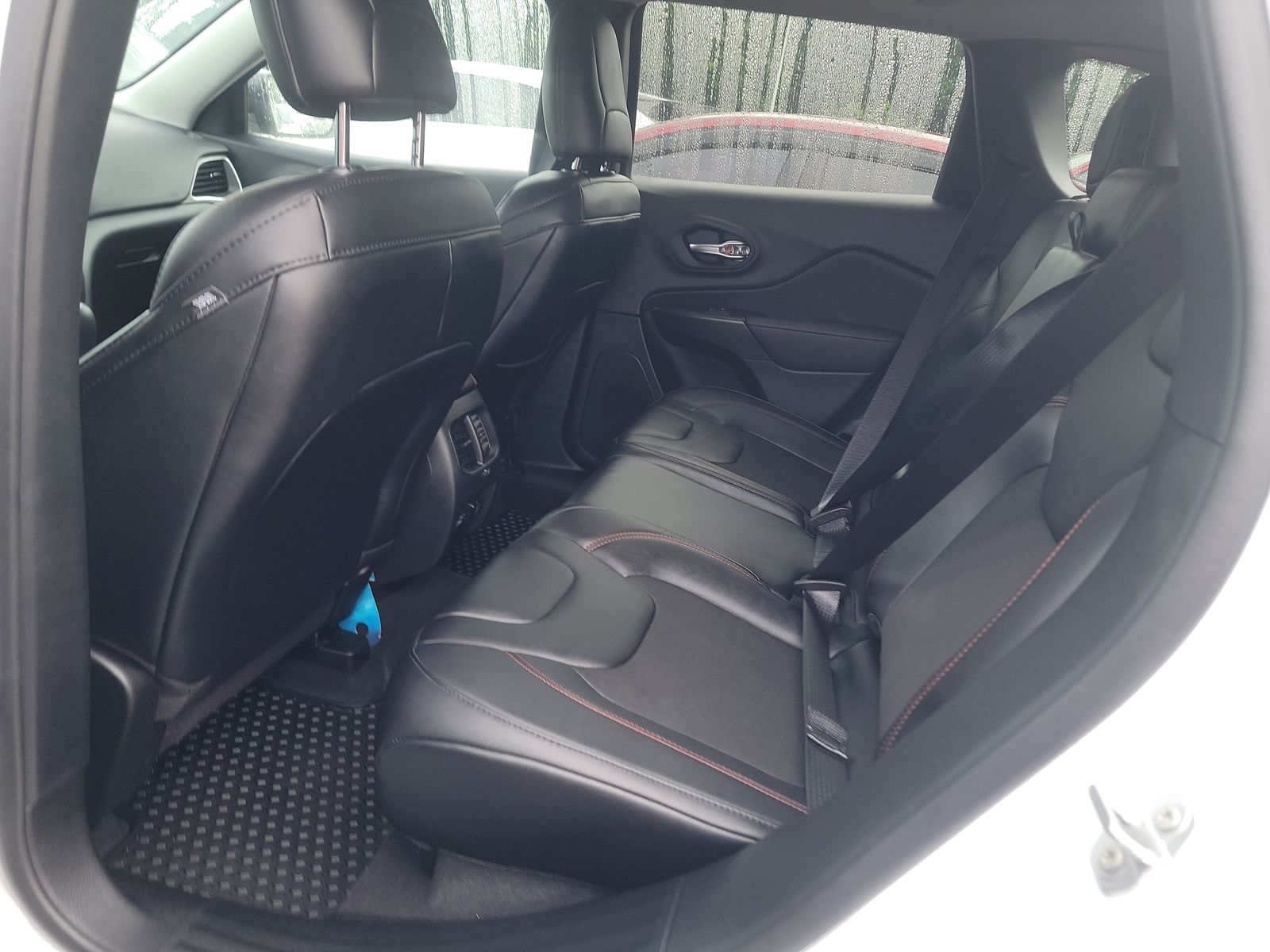 2023 Jeep Cherokee Trailhawk AWD