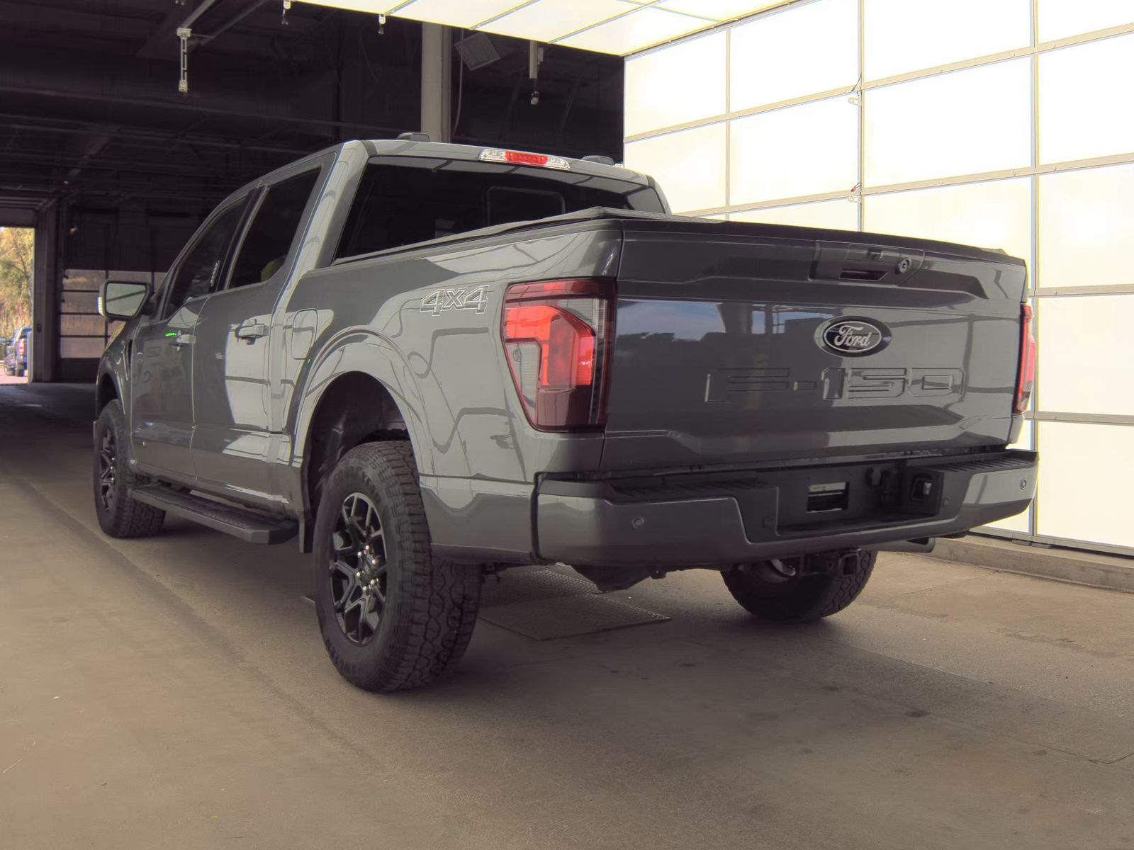 2024 Ford F-150 Hybrid XLT AWD