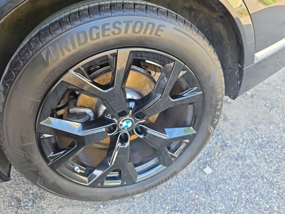 2024 BMW X7 xDrive40i AWD