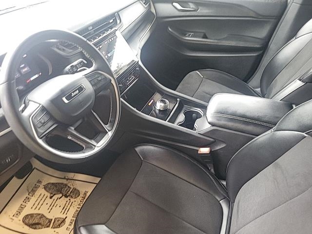 2024 Jeep Grand Cherokee Altitude RWD