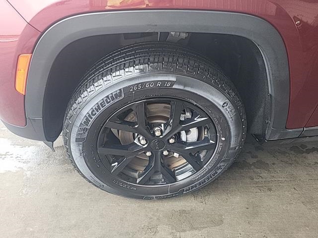 2024 Jeep Grand Cherokee Altitude RWD