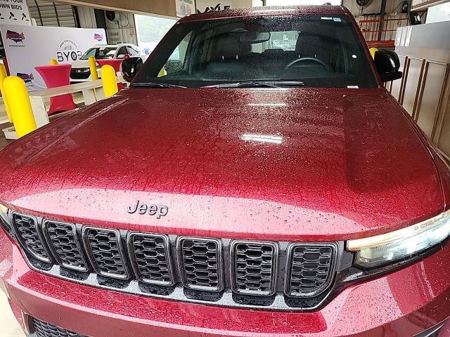 2024 Jeep Grand Cherokee Altitude RWD