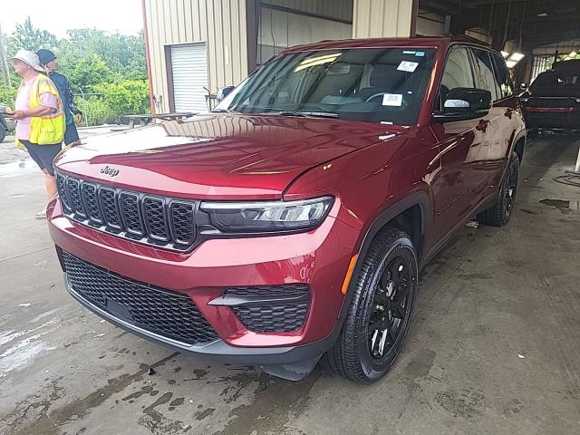 2024 Jeep Grand Cherokee Altitude RWD