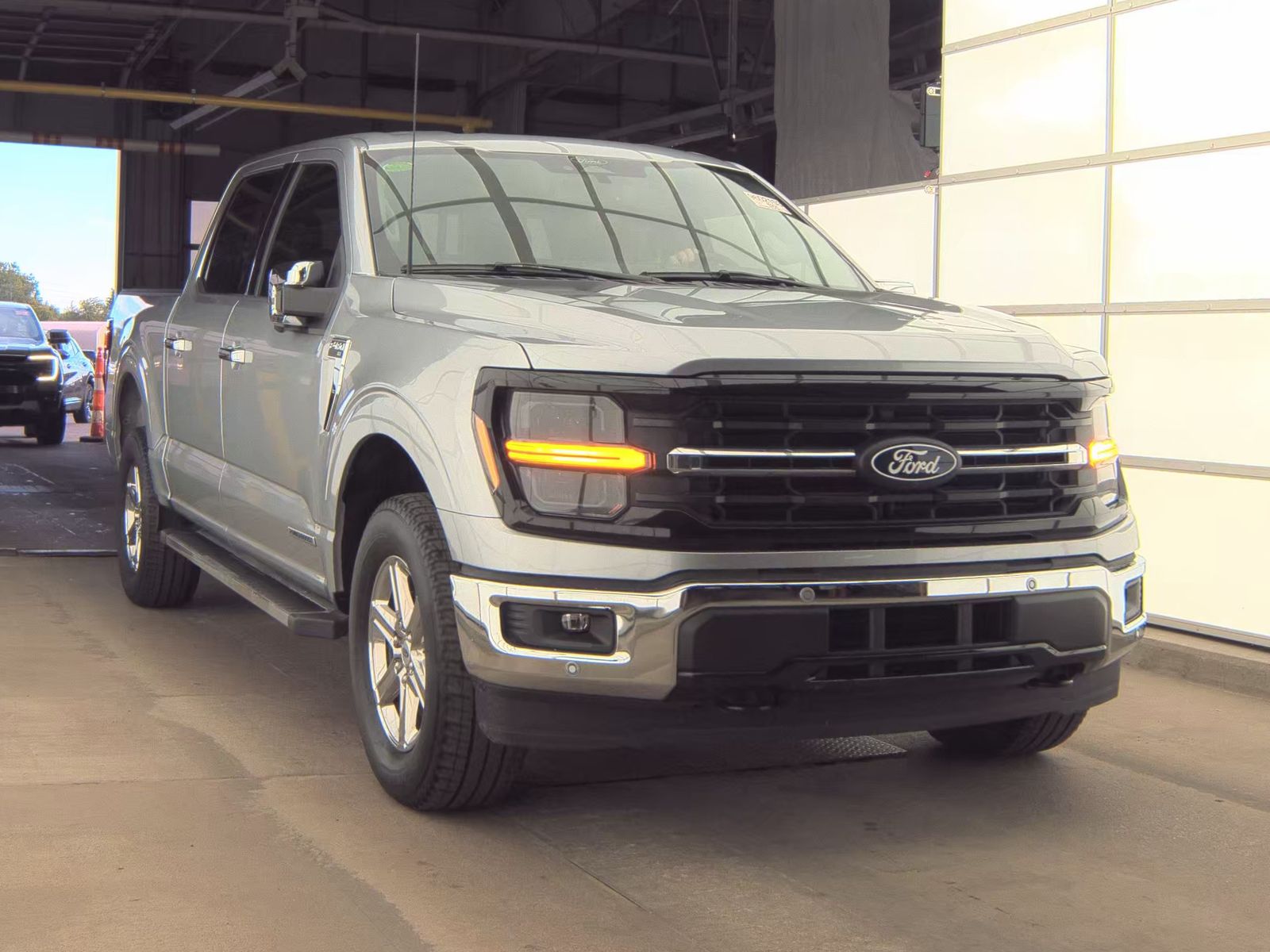 2024 Ford F-150 Hybrid XLT AWD