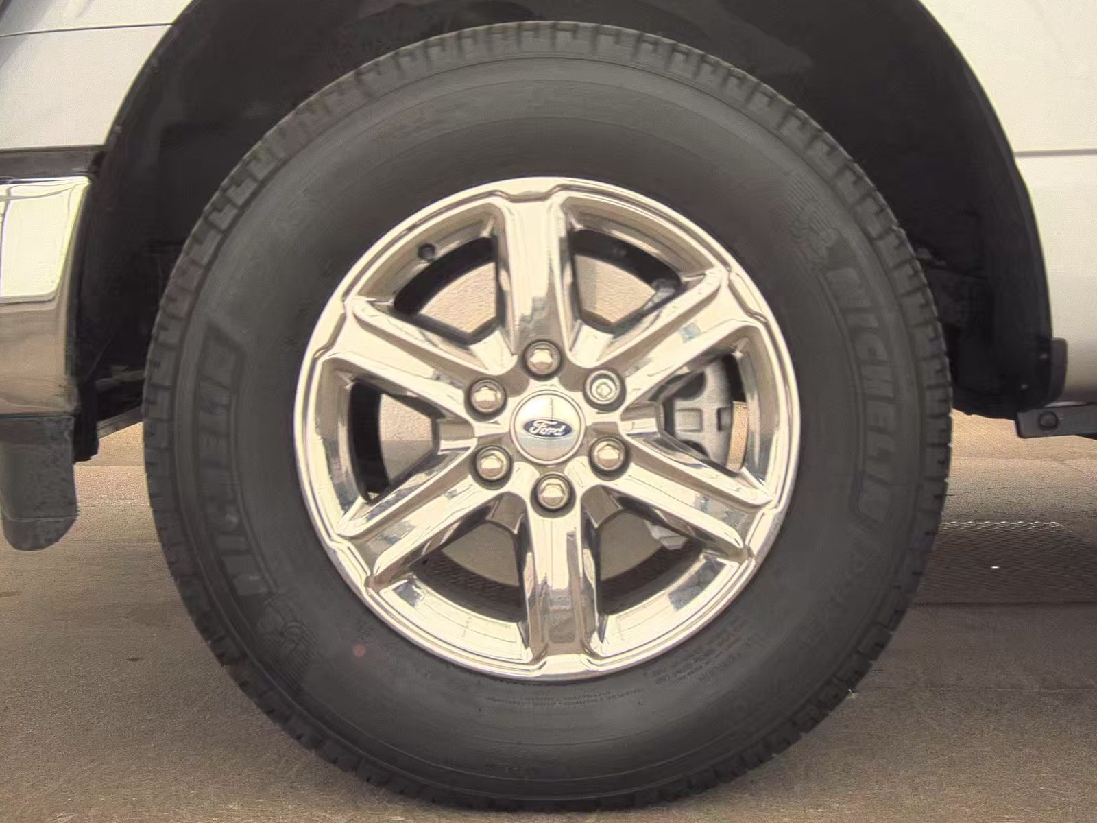 2024 Ford F-150 Hybrid XLT AWD