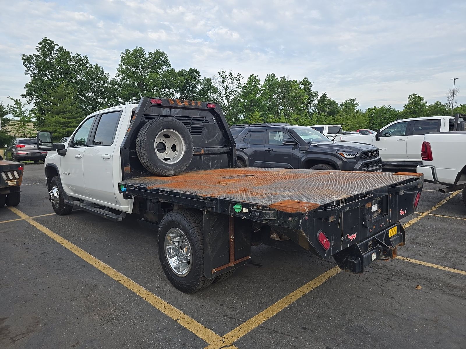 2024 Chevrolet Silverado 3500HD LT AWD
