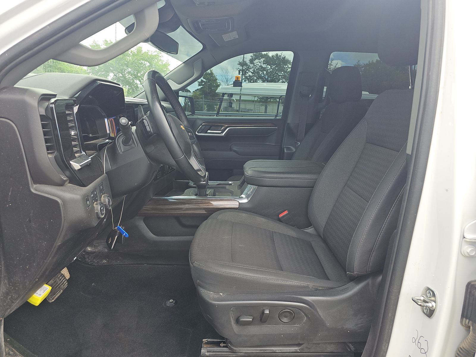 2025 Chevrolet Silverado 1500 LT AWD