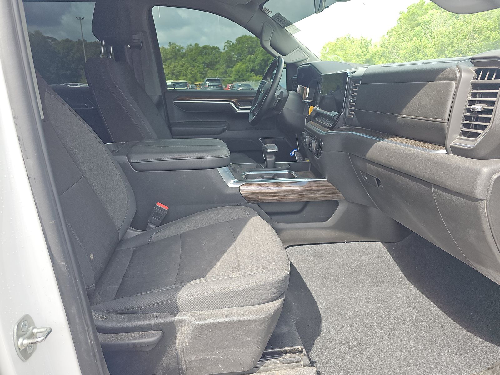 2025 Chevrolet Silverado 1500 LT AWD