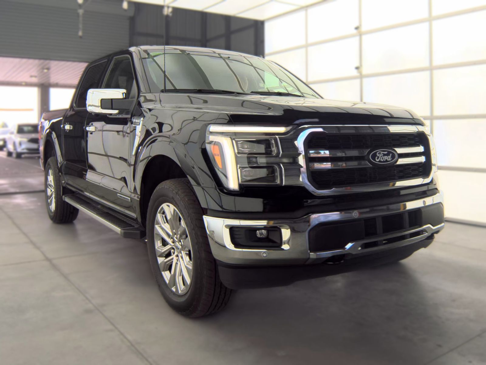 2025 Ford F-150 Hybrid Lariat AWD