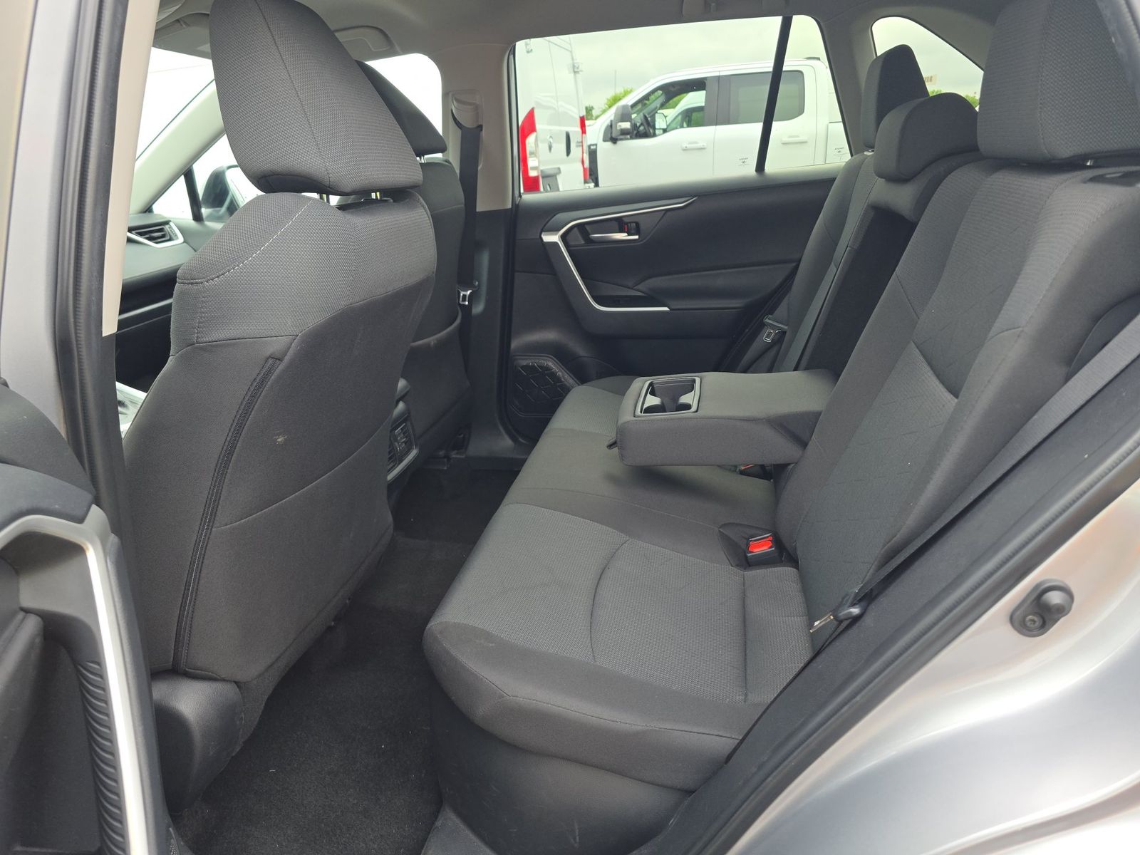 2025 Toyota RAV4 Hybrid XLE AWD
