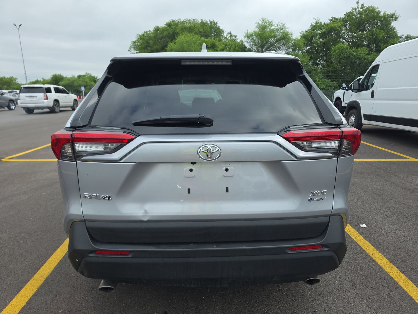 2025 Toyota RAV4 Hybrid XLE AWD