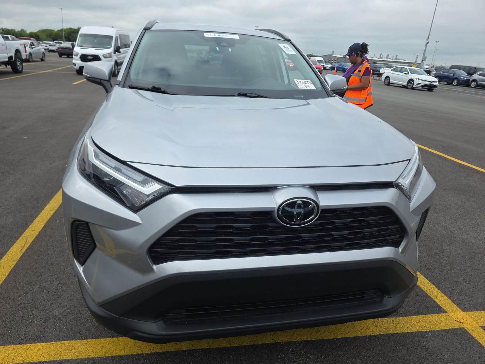 2025 Toyota RAV4 Hybrid XLE AWD