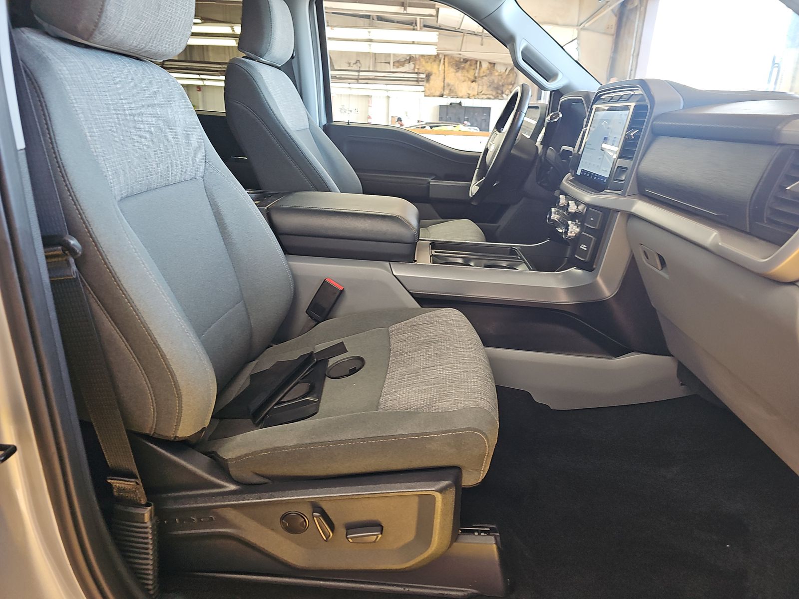 2022 Ford F-150 XLT AWD