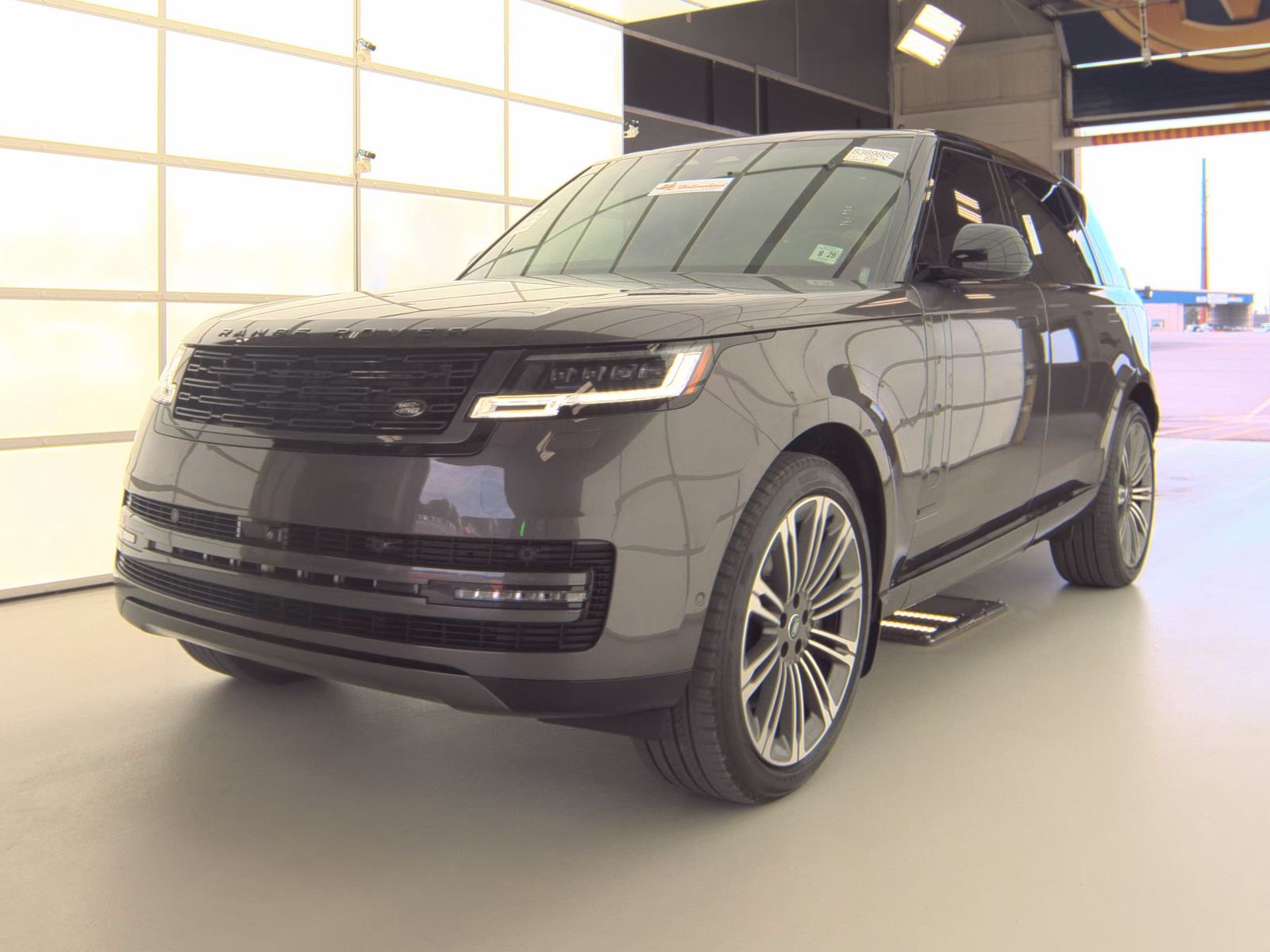 2025 Land Rover Range Rover Autobiography LWB AWD