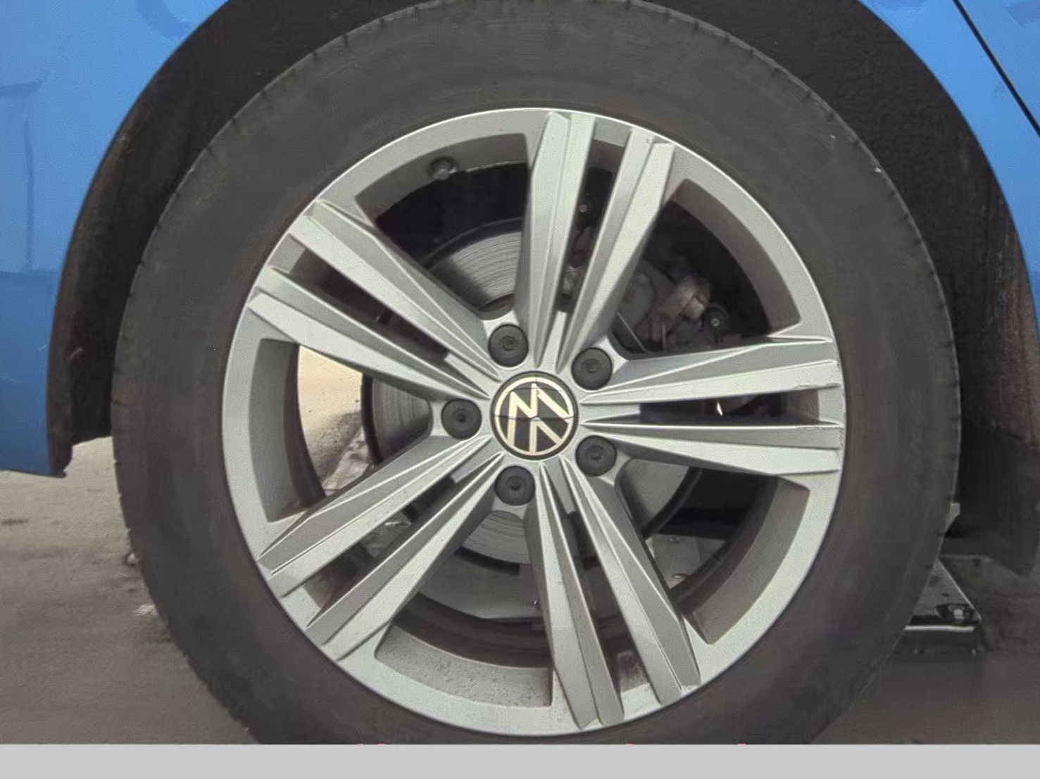 2024 Volkswagen Jetta 1.5T SE FWD