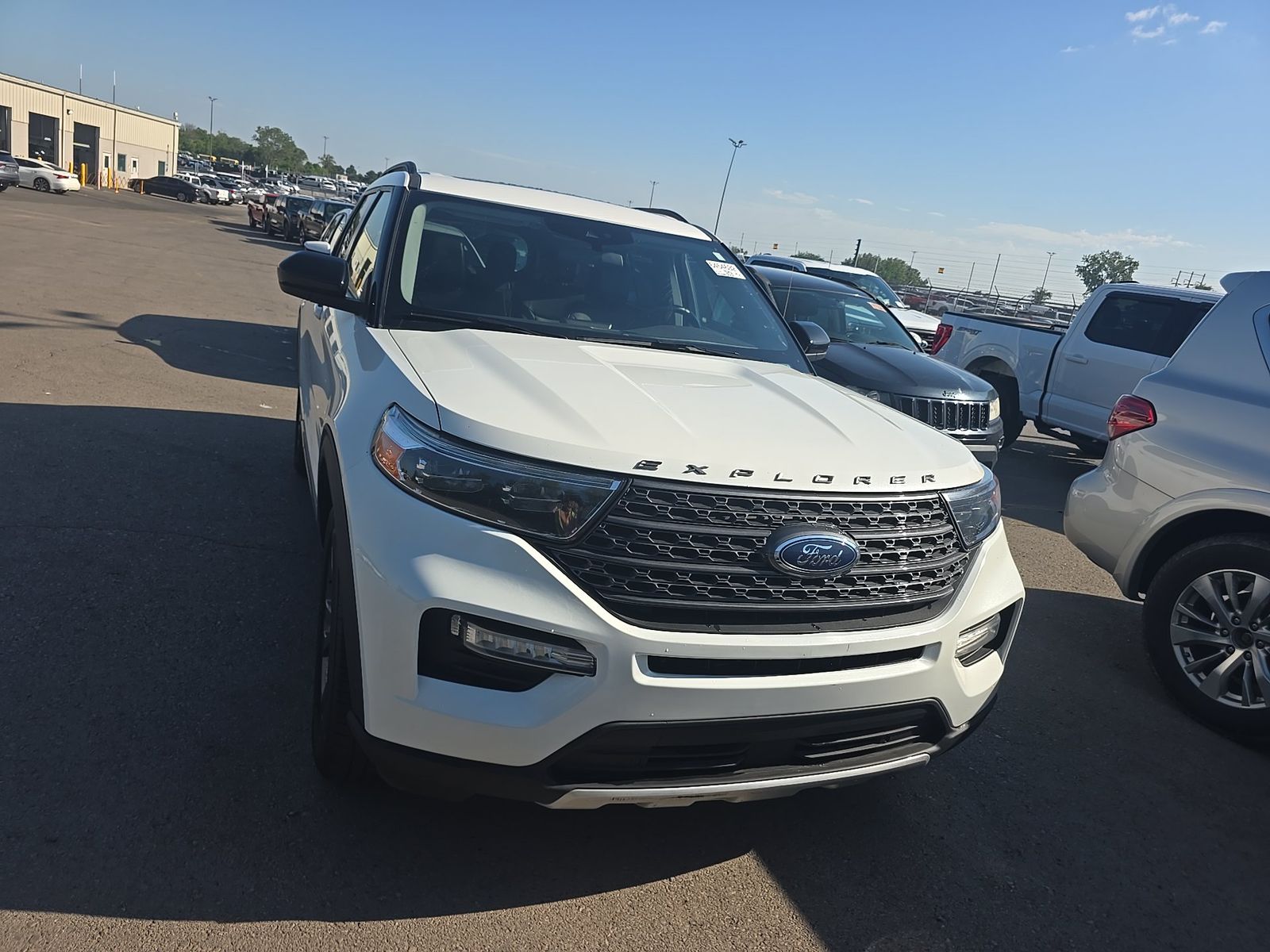 2023 Ford Explorer XLT AWD