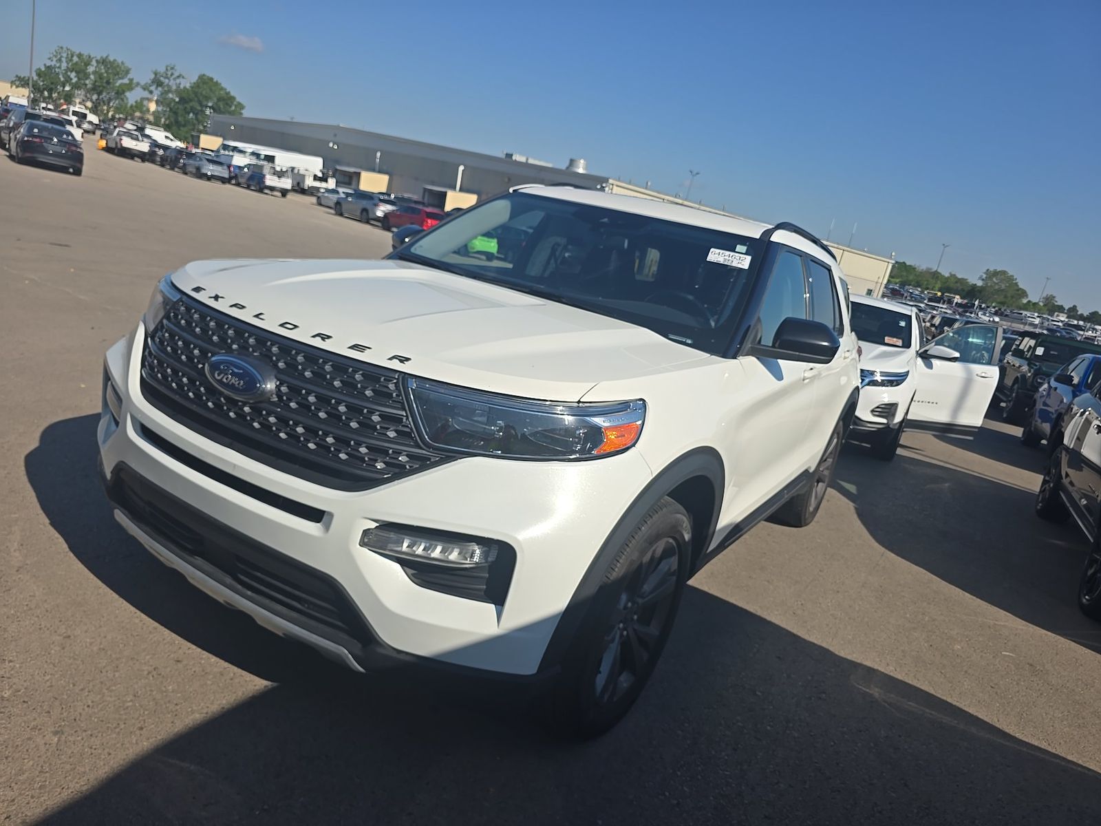 2023 Ford Explorer XLT AWD