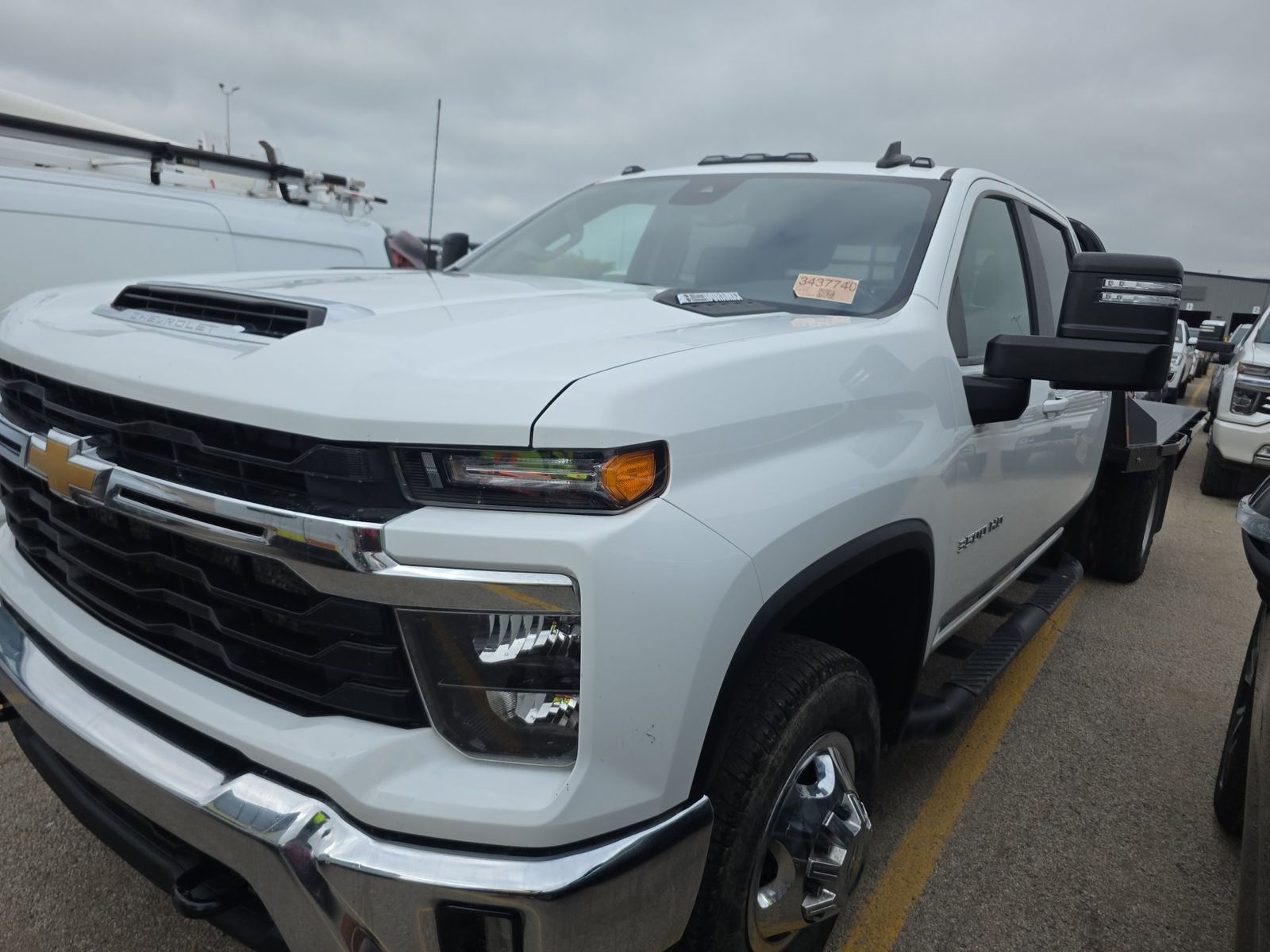 2024 Chevrolet Silverado 3500HD LT AWD