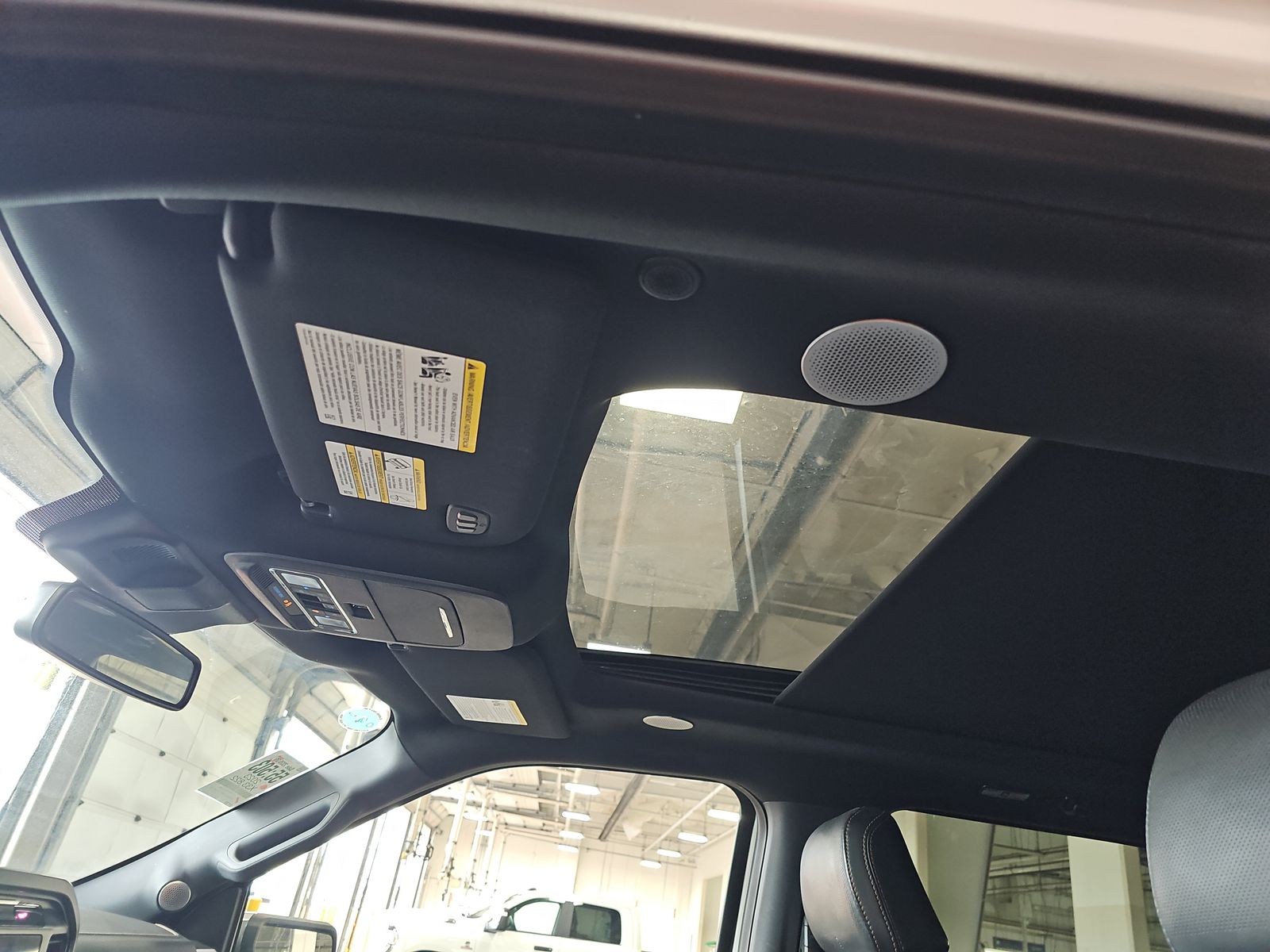 2023 Ford F-150 Platinum AWD